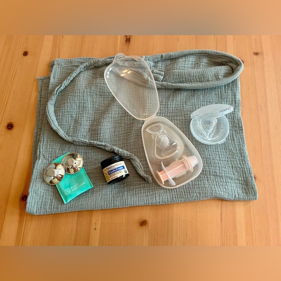 Maternity Breastfeeding Bundle - Picture 1 of 7